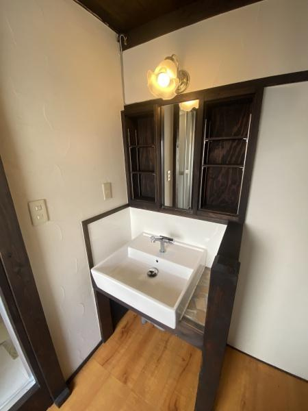 大阪市大正区三軒家西３丁目のテラスの洗面所