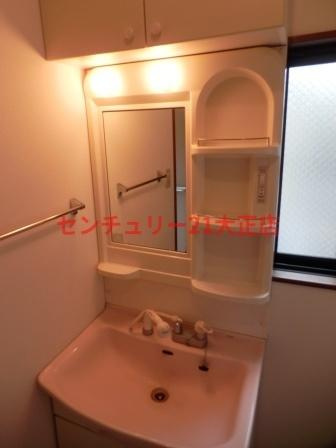 山縣ハイツの洗面所