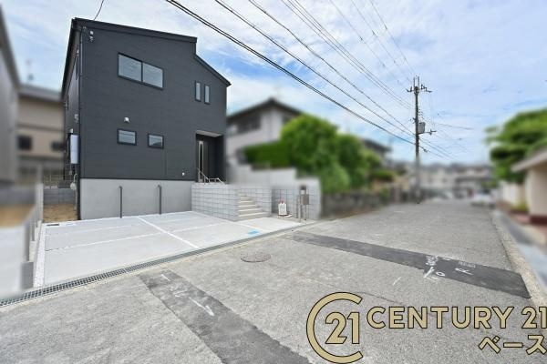 リーブルガーデン高塚台 １号棟 ／新築一戸建の前面道路含む現地写真|■現地撮影写真■前面道路６ｍと広々開放的！