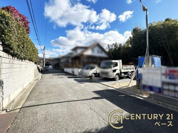 生駒郡平群町初香台５丁目 ／新築一戸建の前面道路含む現地写真|■現地撮影写真■落ち着いた雰囲気の閑静な住宅地内です！
