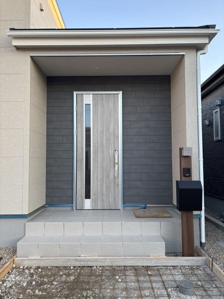 西尾市上永良町　全2棟・2号棟の玄関|施工例