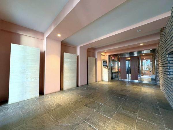 ビッグヴァン宮前平のエントランス