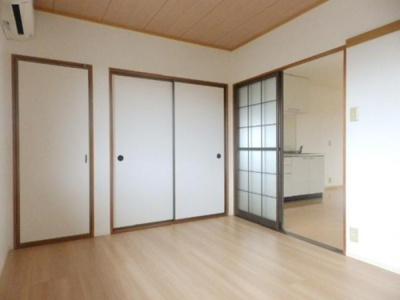 【洋室】 | ル・プレジールＫ