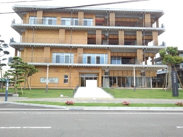 ＰｉｎｅＴｒｅｅＢの周辺|日向市役所まで850m