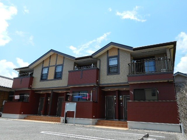 ＰｉｎｅＴｒｅｅＢの外観