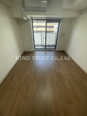 オルフェア北梅田の居間・リビング|使いやすい居間です