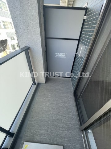 オルフェア北梅田のバルコニー|バルコニーからの眺めを楽しみながら食事をしませんか