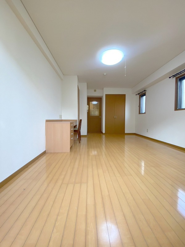 カームハウス中山の居間・リビング|※同タイプのお部屋、実際のお写真と異なります。