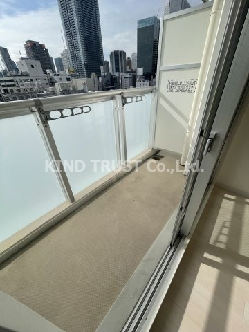 フレアコート梅田のバルコニー|バルコニーからの眺めを楽しみながら食事をしませんか