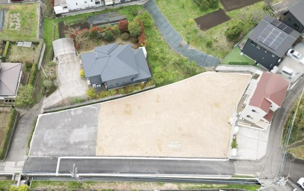 森③　土地の前面道路含む現地写真|※分筆後、多少面積の増減可能性があります。