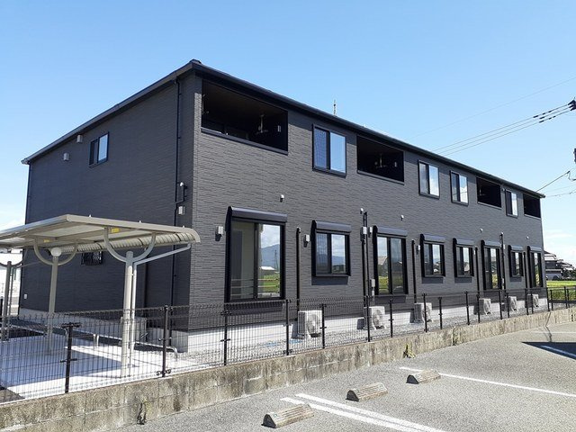 アイ・ヴィレッジ古閑中町Ｃの外観