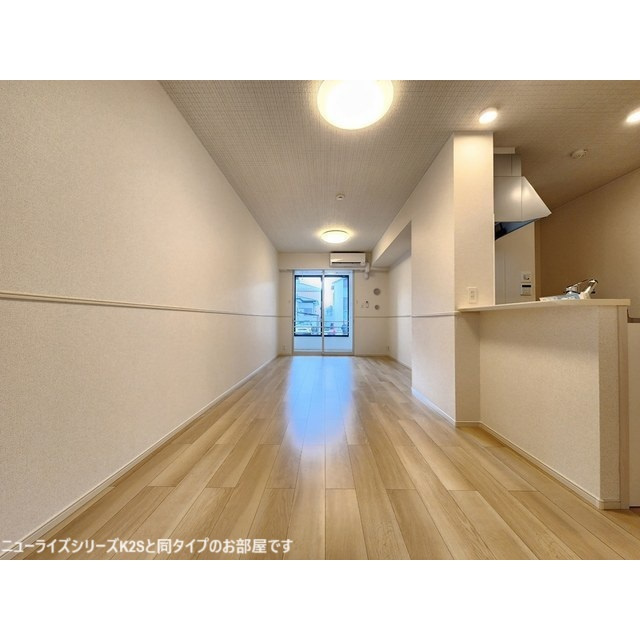 各務原市那加前洞新町３丁目のアパートの居間・リビング