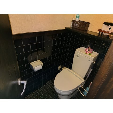 岐阜市鏡島西１丁目の店舗一部のトイレ