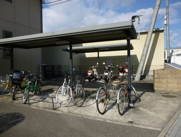 シャーメゾン光明池D棟のその他