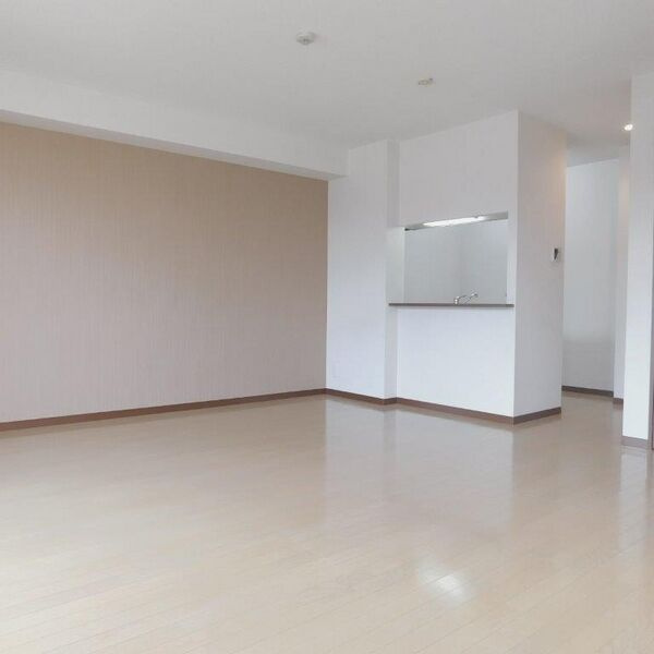 シャーメゾン光明池D棟の居間・リビング