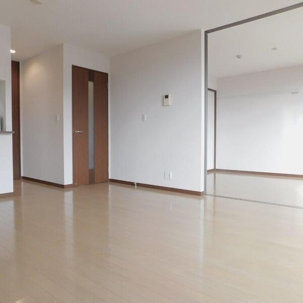 シャーメゾン光明池D棟の内装