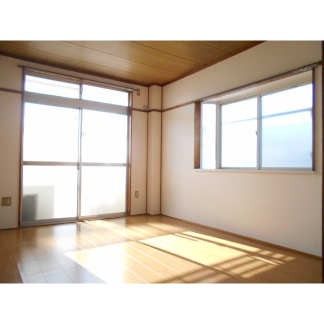 エルディム小柳　Ａ・Bの内装