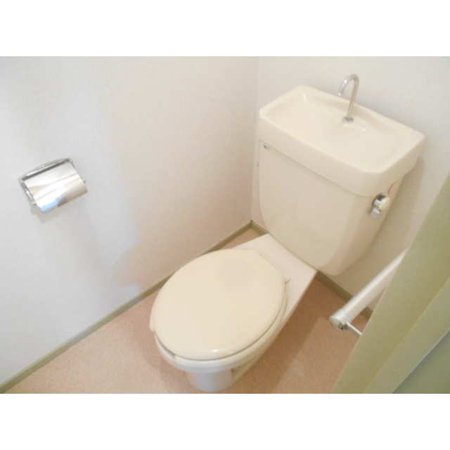 エルディム小柳　Ａ・Bのトイレ