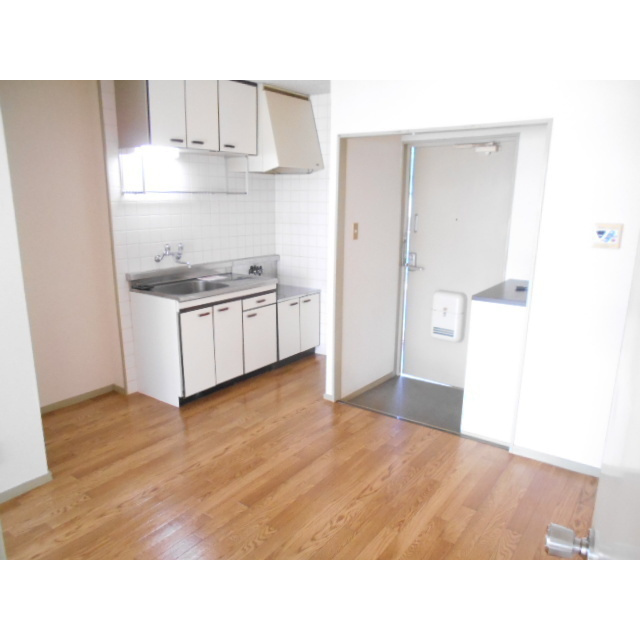 エルディム小柳　Ａ・Bの居間・リビング