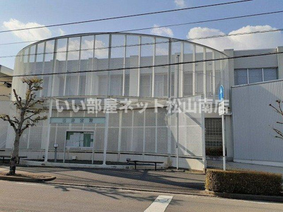 【周辺】 | カーサ．ストーリア．Ａ | 松山市役所石井支所様まで450m
