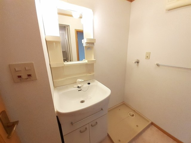 フォーリストガーデンⅡの洗面所|洗面所