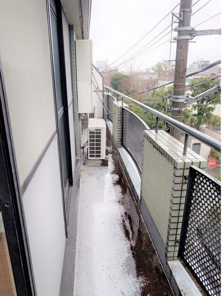 【バルコニー】
