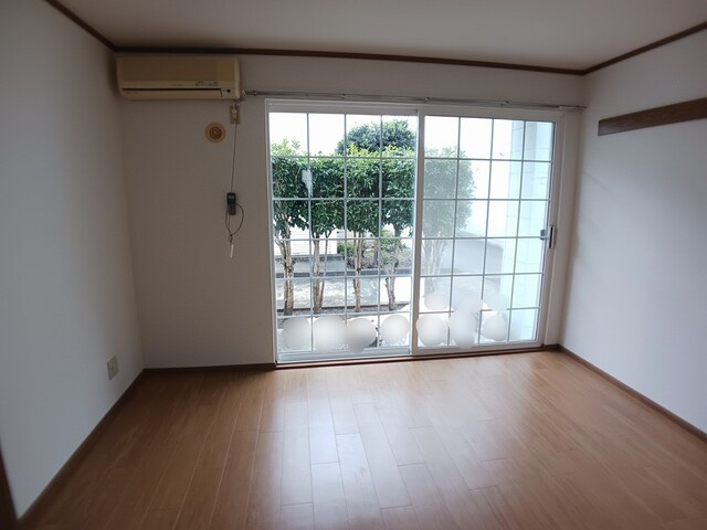 アーバンフォレストⅡの居間・リビング|居室・リビング