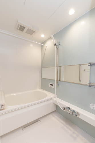 シャーメゾンソレイユの浴室|落ち着いた空間のお風呂です