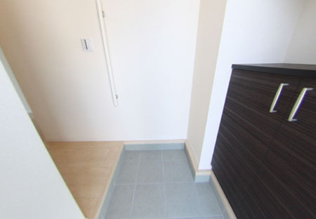 シャーメゾンソレイユの玄関