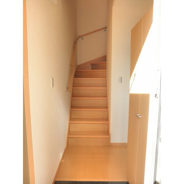 和泉市寺門町１丁目のテラスの内装|きれいな内装です