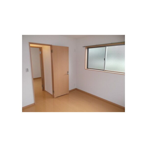 和泉市寺門町１丁目のテラスの居間・リビング|おしゃれな居間です