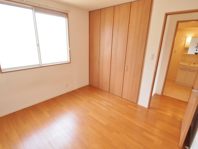 ＳＥＲＡＰＨ　ＣＯＵＲＴの居間・リビング