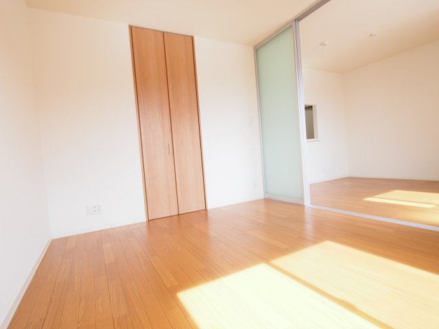 ＳＥＲＡＰＨ　ＣＯＵＲＴの居間・リビング