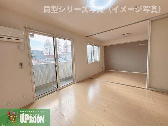 プラムシャルマンの居間・リビング