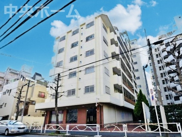 菊川グリーンハイツの外観|外観。ペットの飼育可能マンションです。都営新宿線「菊川駅」徒歩3分・半蔵門線「住吉駅」徒歩11分のロケーション。