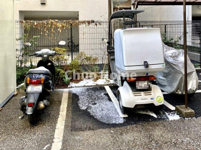 【駐車場】 | 菊川グリーンハイツ | 【バイク置場】最新の空き状況や費用などの詳細は担当スタッフまでお問い合わせください。