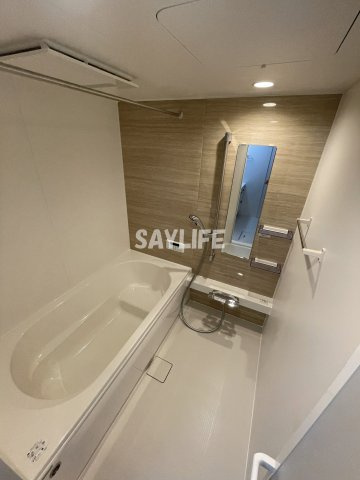 スプランデュール高井田の浴室