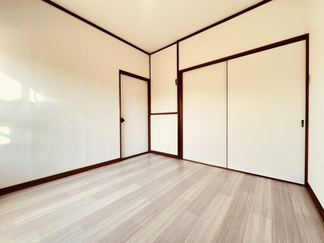 千鳥が丘2丁目戸建の洋室