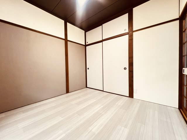 千鳥が丘2丁目戸建の居間・リビング