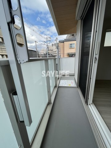 スプランデュール高井田のバルコニー