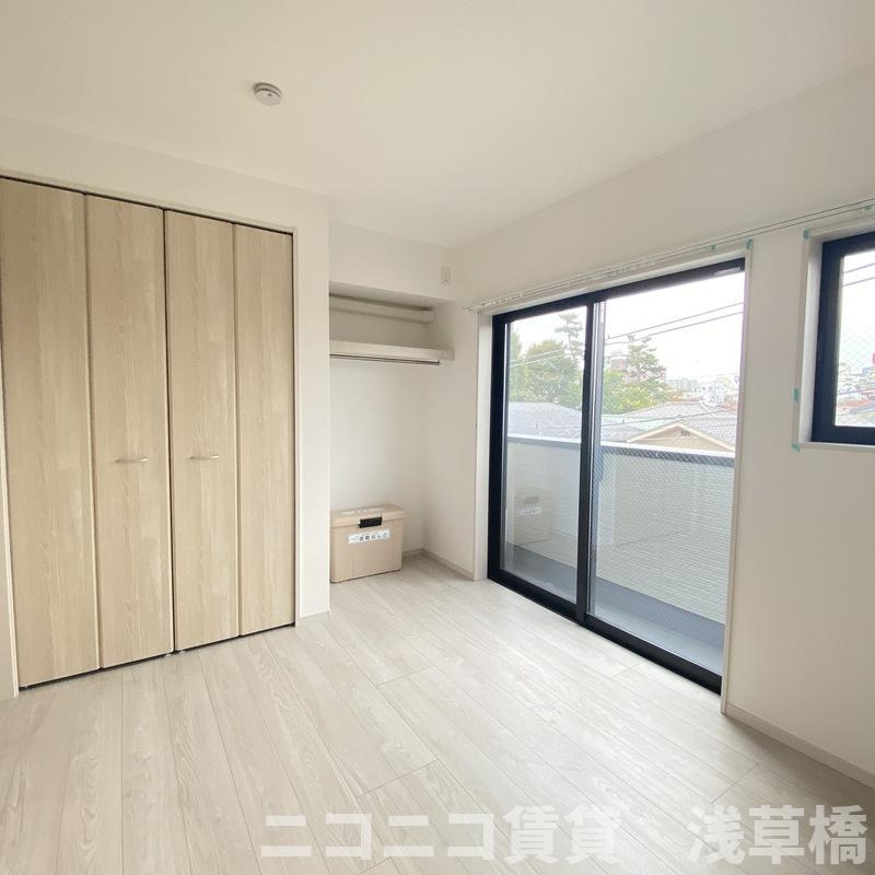 ARCADIAの居間・リビング