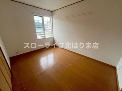 【洋室】 | ヴィエルジュ