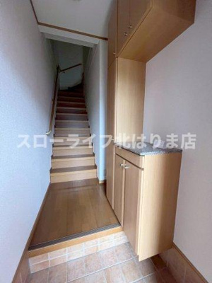 【玄関】 | ヴィエルジュ