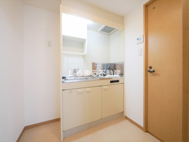 レジデア西本町のキッチン