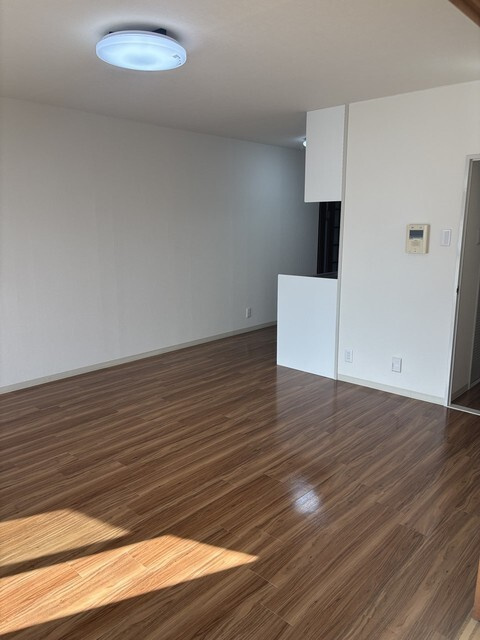 エムテ甲子園の居間・リビング