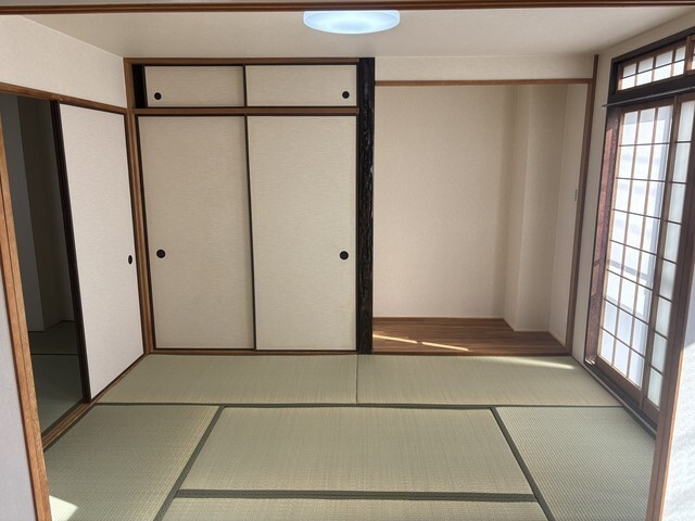 エムテ甲子園の居間・リビング