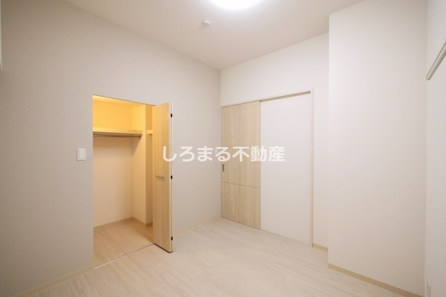 シークレフ北浜の居間・リビング