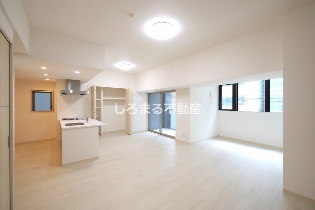 シークレフ北浜の居間・リビング