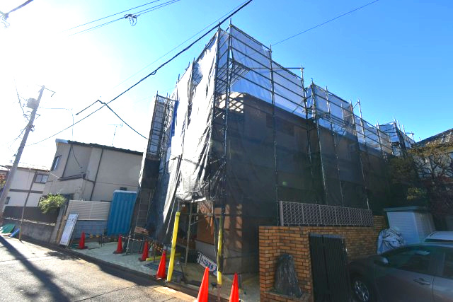 本天沼2丁目・新築戸建の前面道路含む現地写真