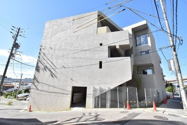 COZY有松のエントランス